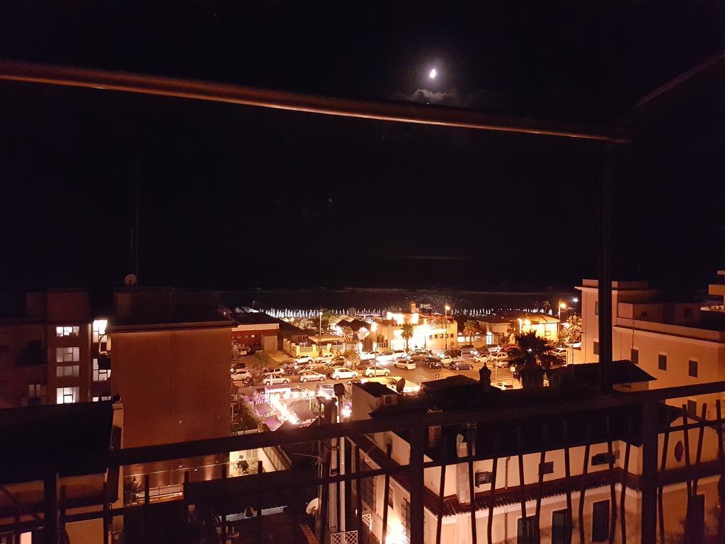 Mary'S Penthouse Apartment Lido di Ostia Ngoại thất bức ảnh